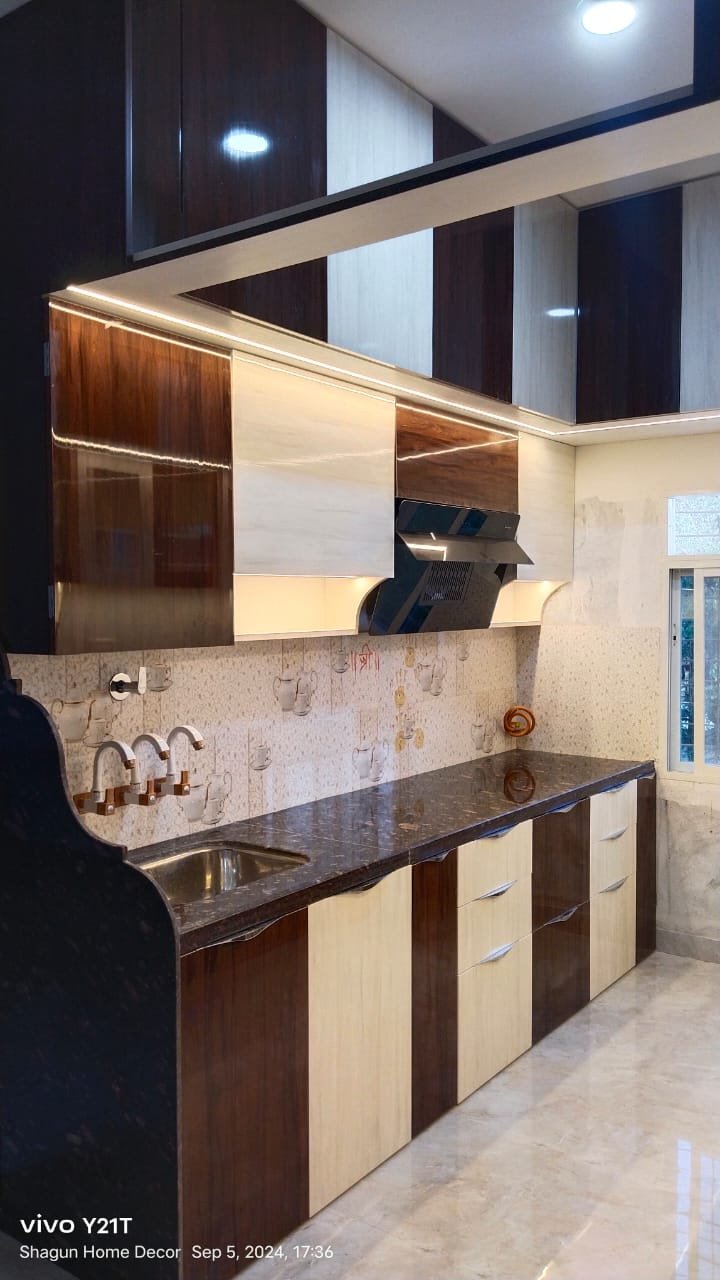 Contemporary TV Unit